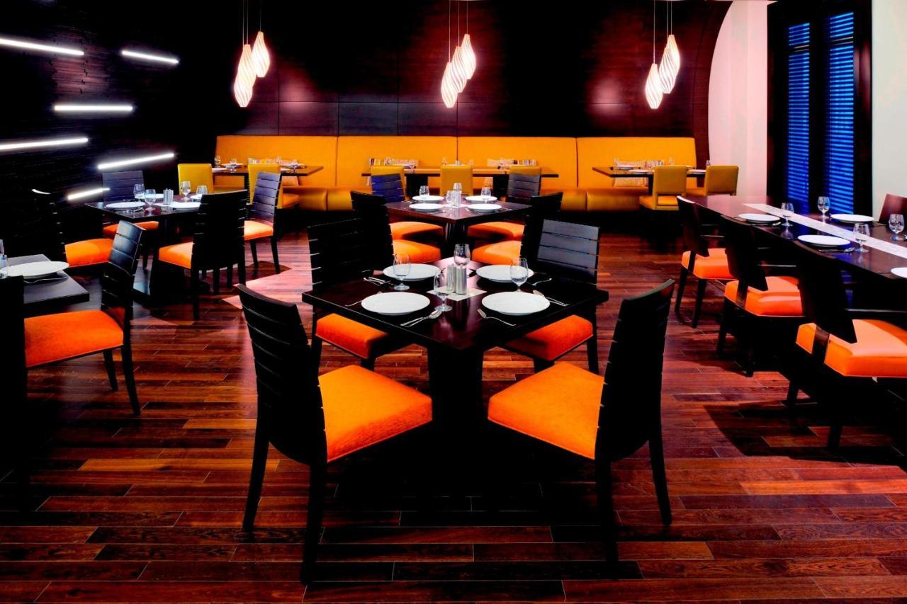 Marriott Executive Apartments Al Jaddaf, Dubai Luaran gambar The interior of a typical restaurant