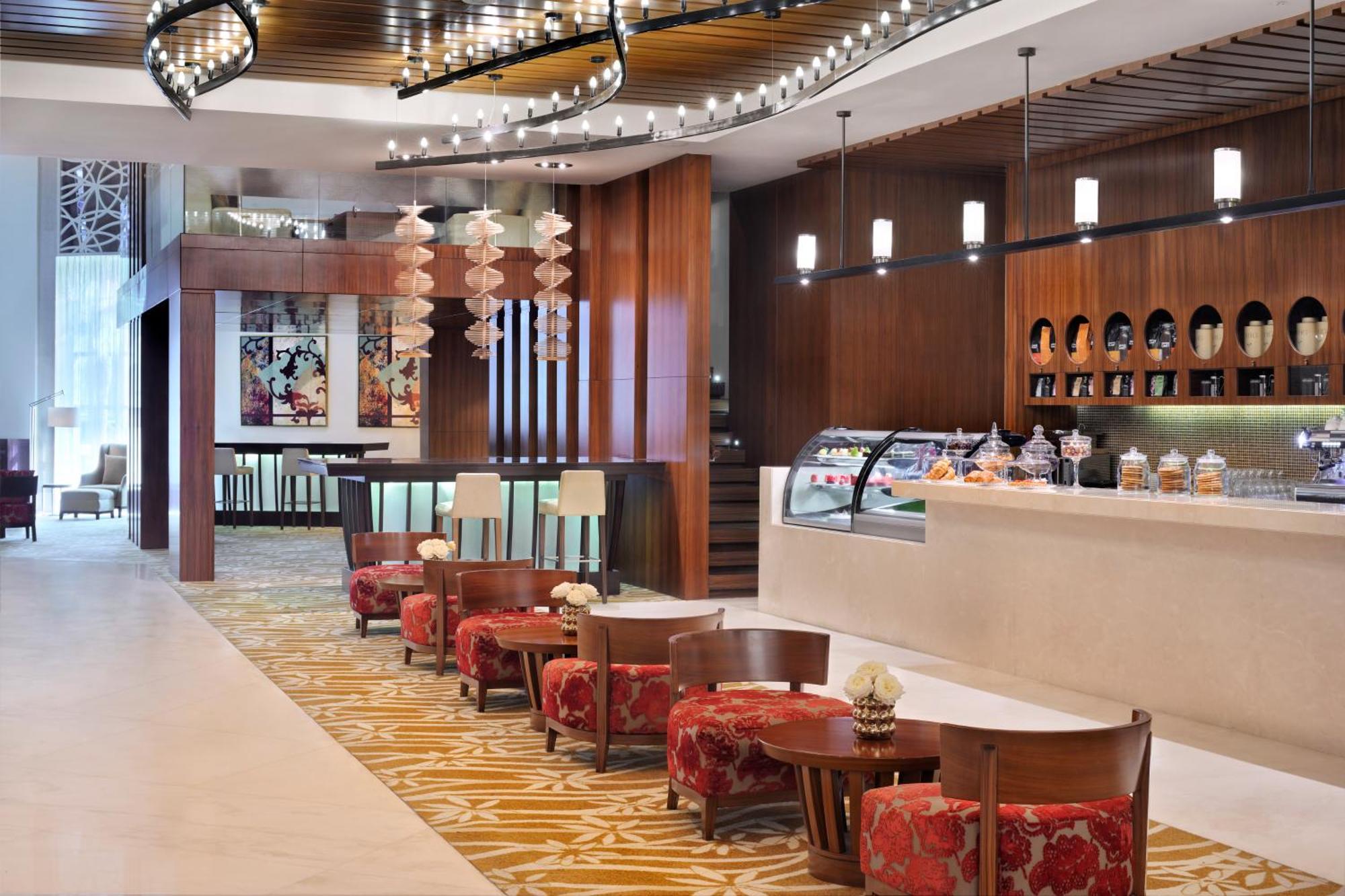 Marriott Executive Apartments Al Jaddaf, Dubai Luaran gambar The Lounge at the airport