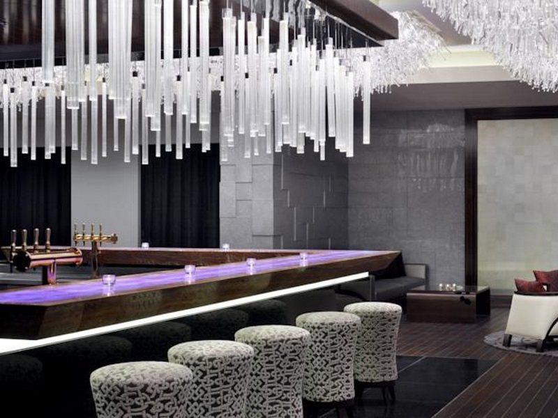 Marriott Executive Apartments Al Jaddaf, Dubai Luaran gambar The bar at the W Hotel