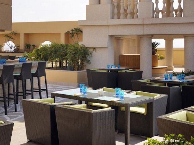 Marriott Executive Apartments Al Jaddaf, Dubai Luaran gambar The Terrace