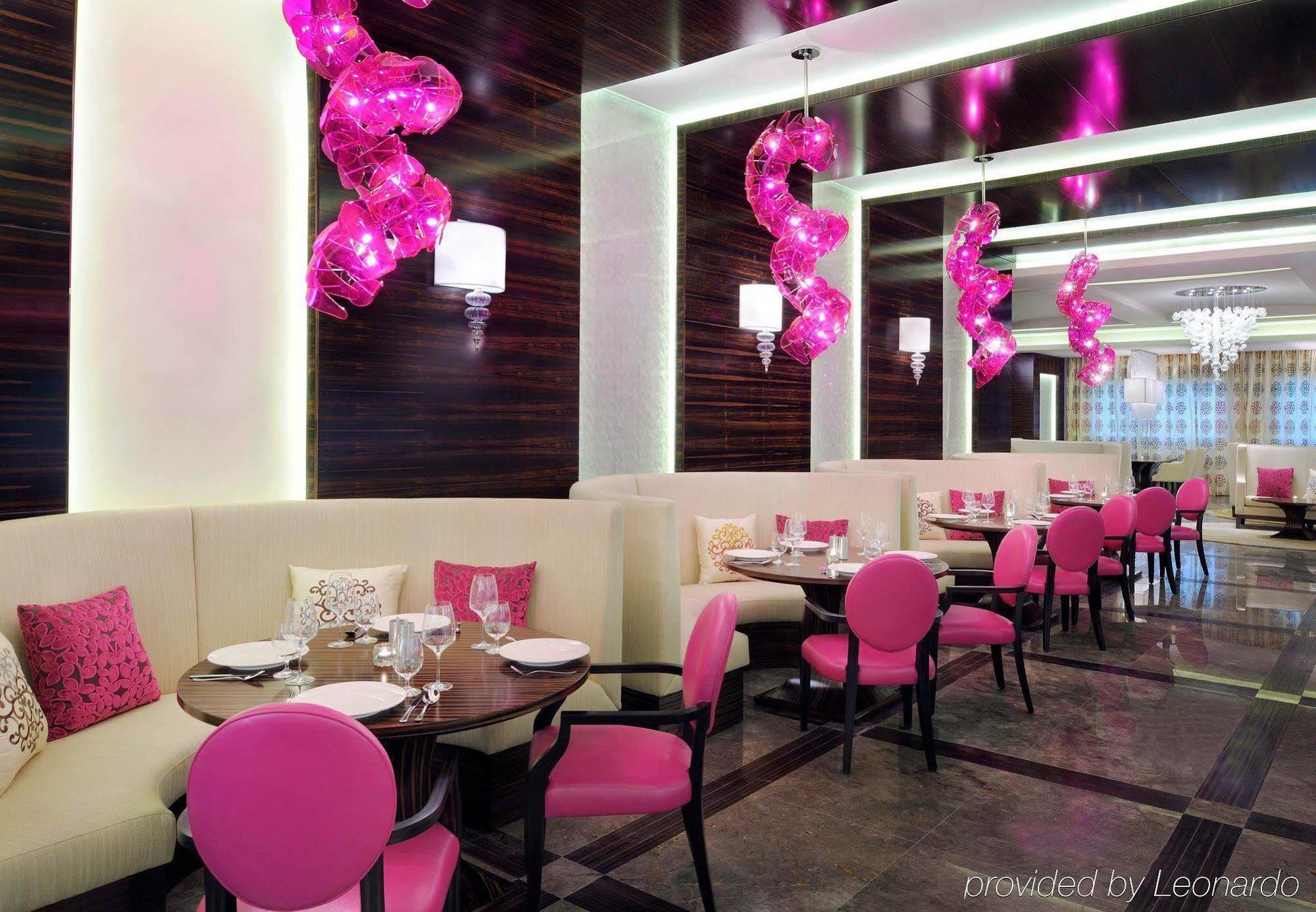 Marriott Executive Apartments Al Jaddaf, Dubai Luaran gambar Restaurant